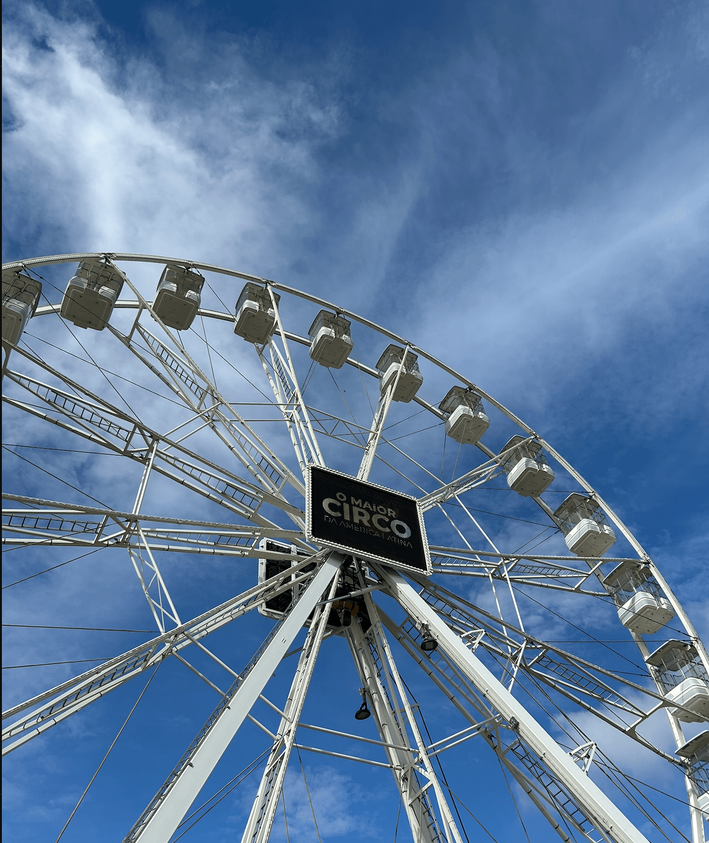 Uma manhã de encantamento: IDEIA e Mirage Circus proporcionam experiência inesquecível para as famílias